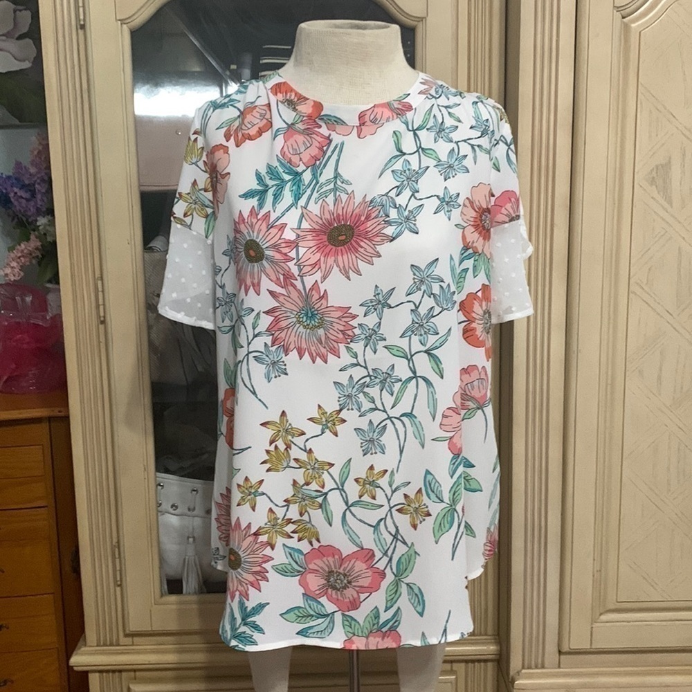GORGEOUS Van Heusen, ladies blouse